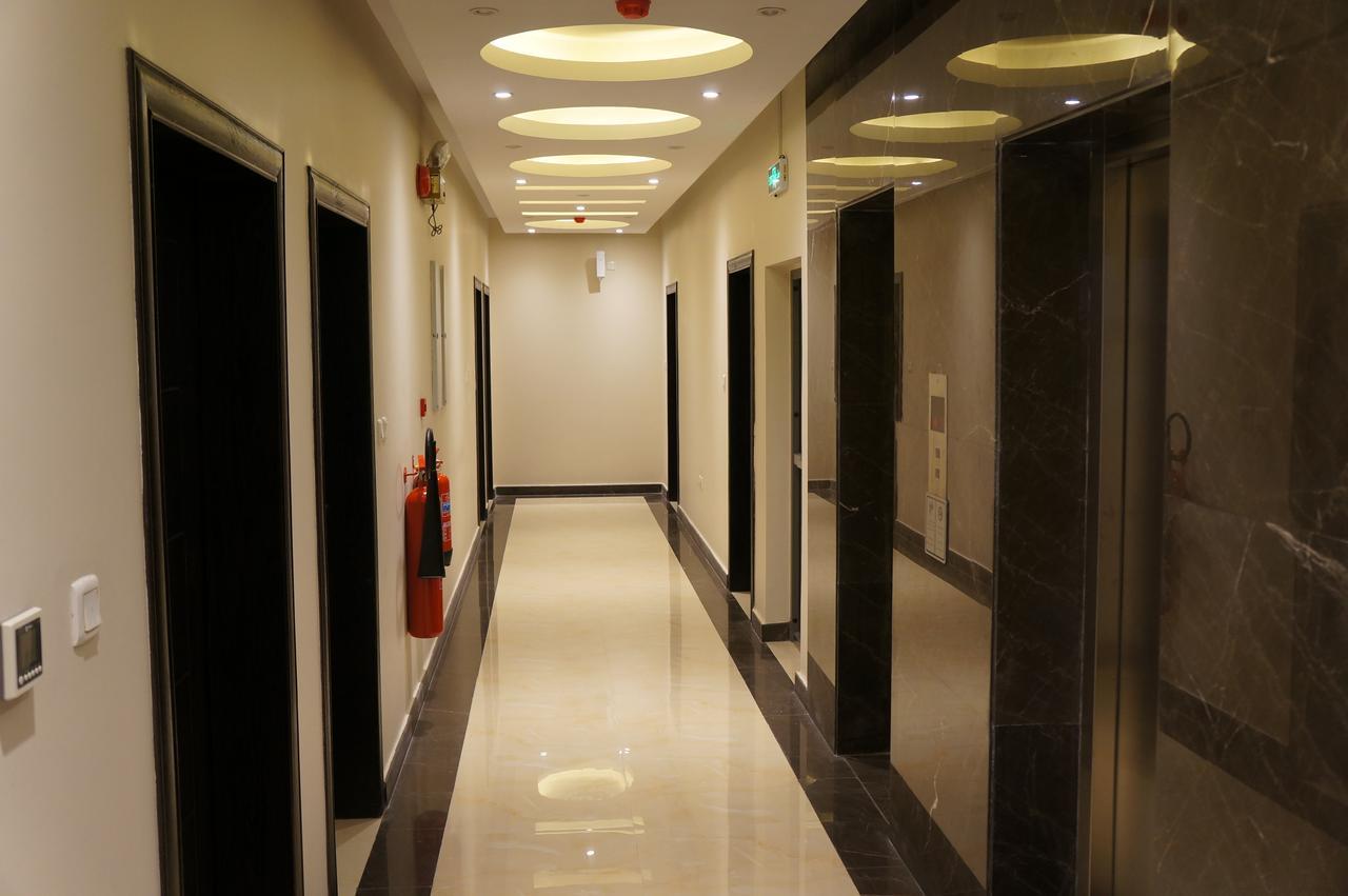 Madeira Hotel Suites Nadinah Ngoại thất bức ảnh
