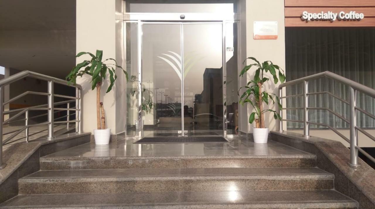 Madeira Hotel Suites Nadinah Ngoại thất bức ảnh
